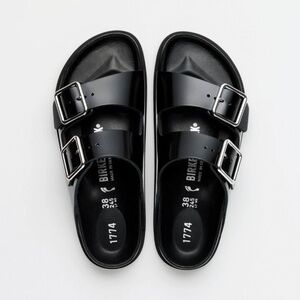 SOLD Birkenstock 1774 Arizona Leather Sandals